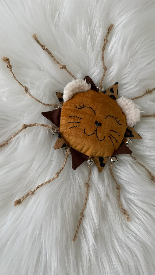 Jouet pour chat Lion fait main, avec cordes et grelots, avec ou sans herbes Ă chat avec broderies