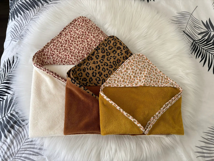 Collection de capes de bain artisanales pour chiens et chats