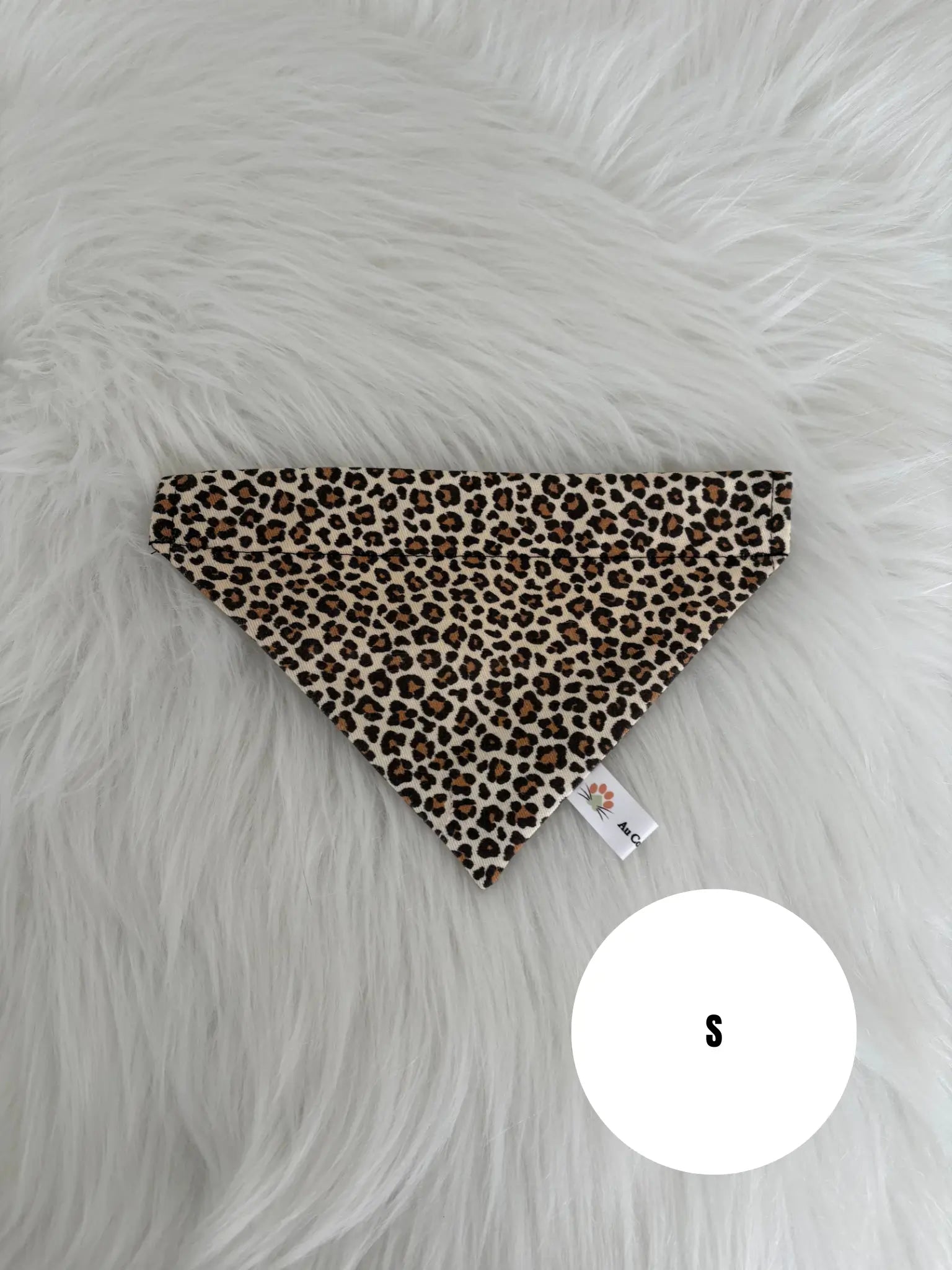 Bandana collier pour chat aux motifs léopard beige, taille S