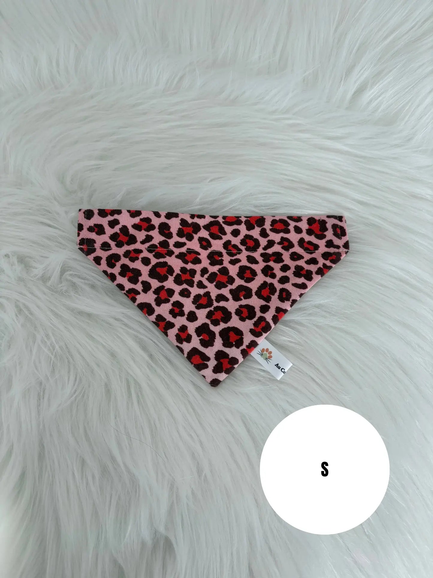 Bandana collier pour chat aux motifs léopard rouges, taille S