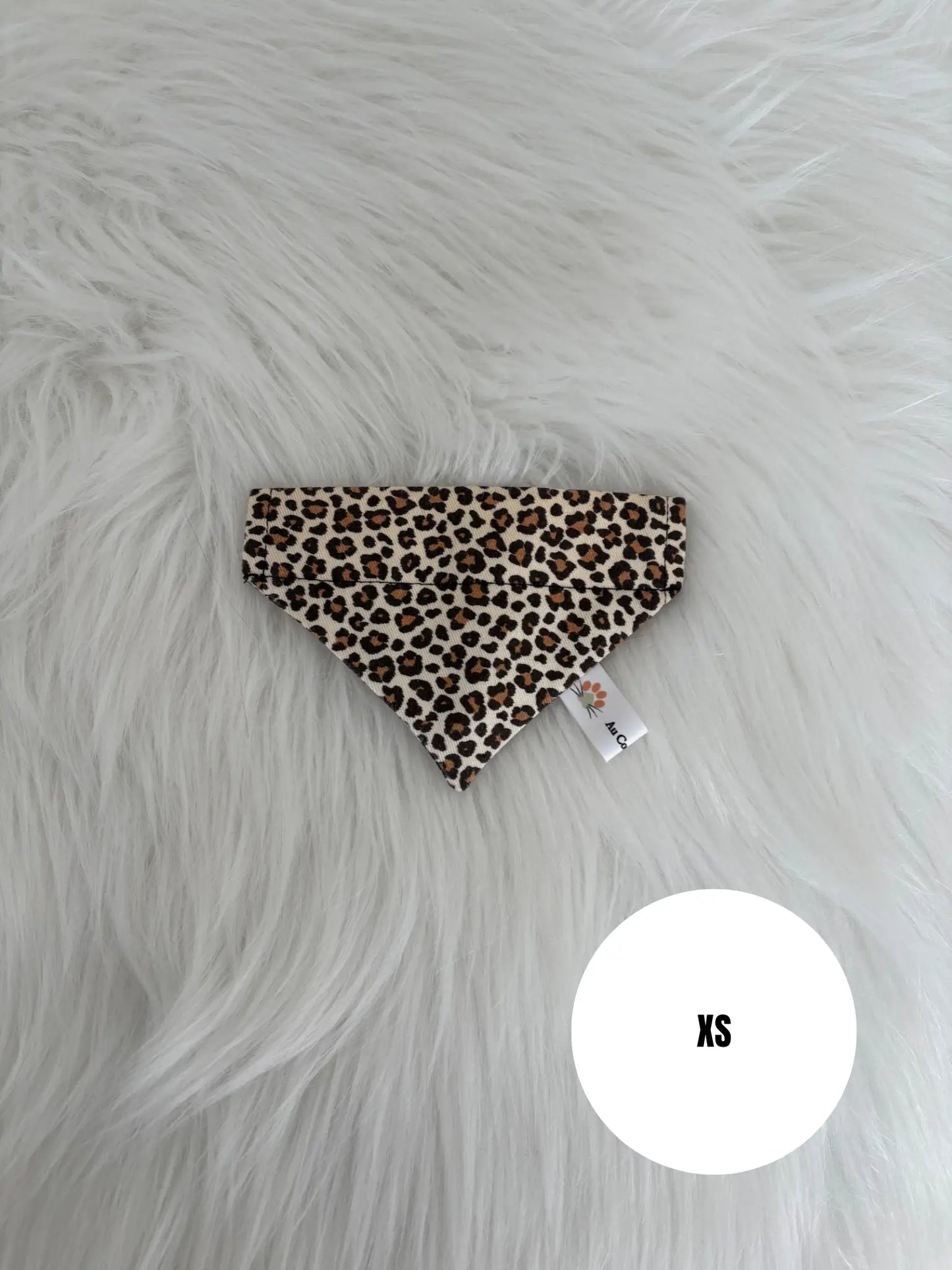 Bandana collier pour chat aux motifs léopard beige, taille XS
