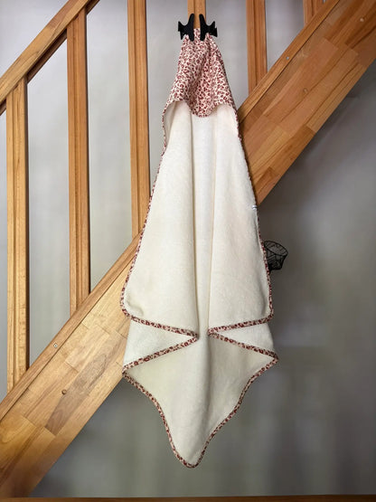 Cape de bain pour chiens et chats artisanale écrue