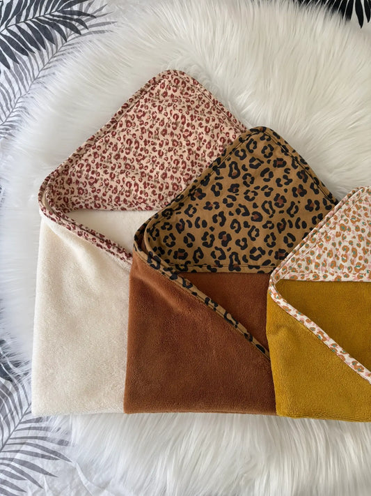 Collection de capes de bain pour chiens et chats artisanale