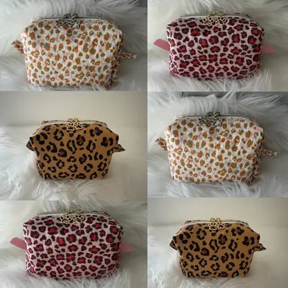 Collection de trousses à maquillage artisanales aux motifs léopard