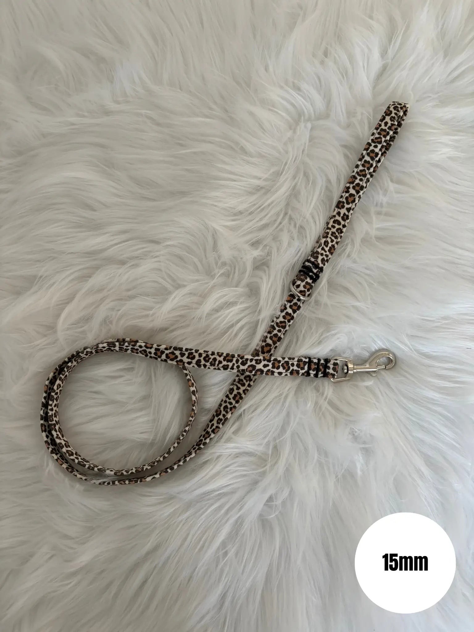 Laisse pour chien aux motifs léopard beige largeur 15mm