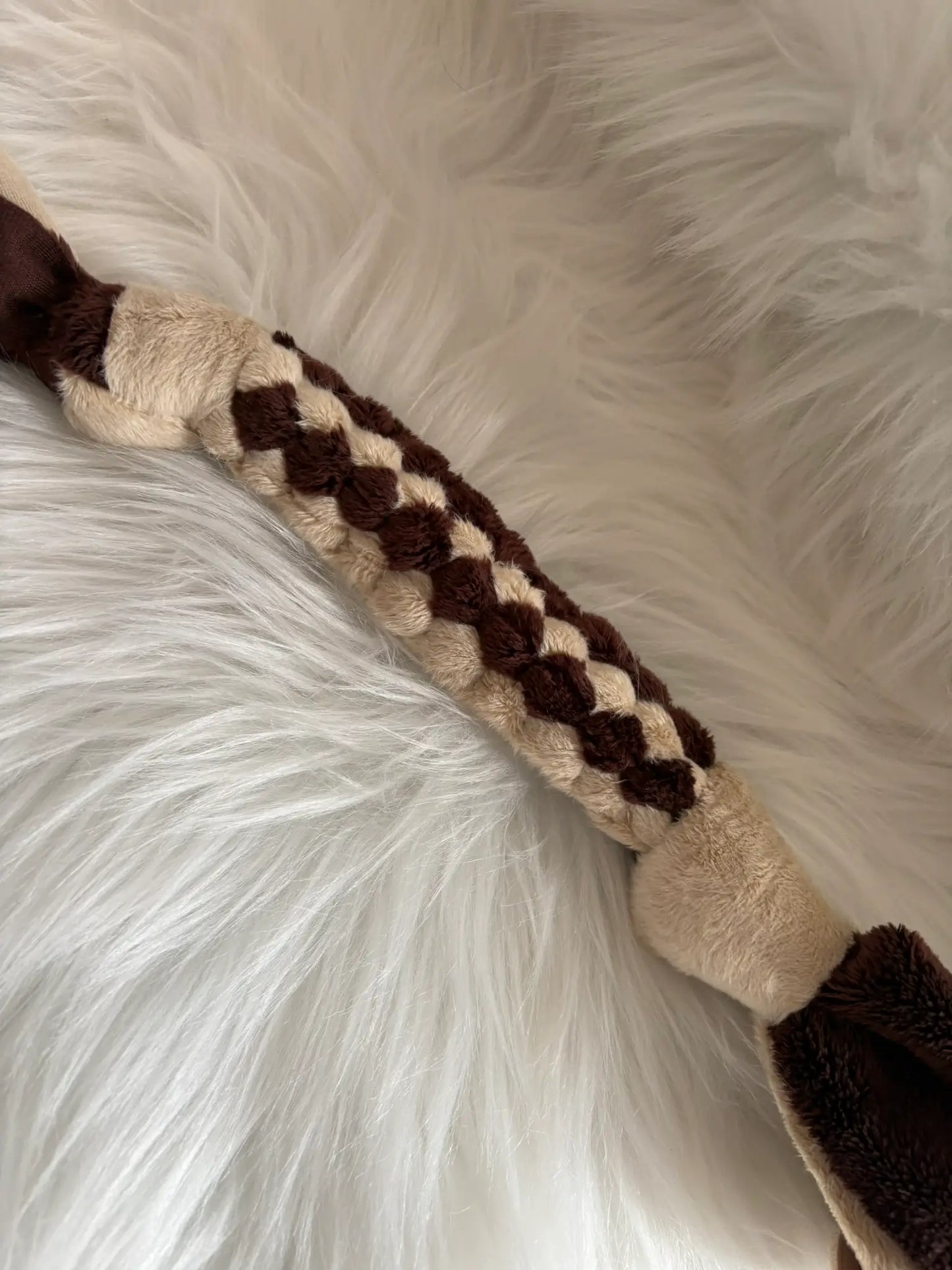 Petit scoubidou pour chien tressage blocs et lignes beige et chocolat